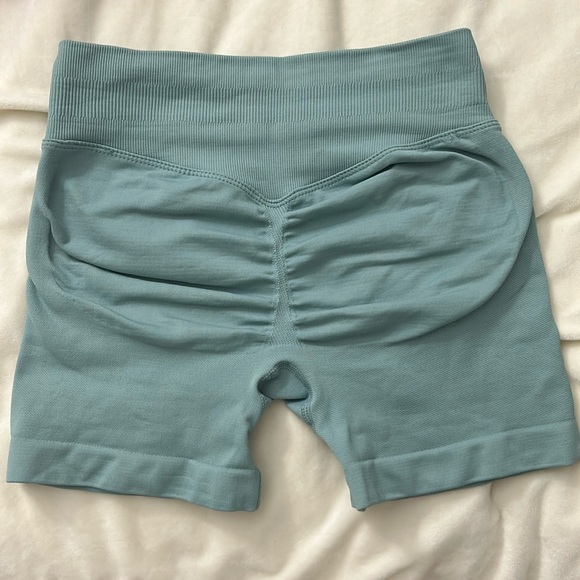 Gym shorts - Picture 3 of 3